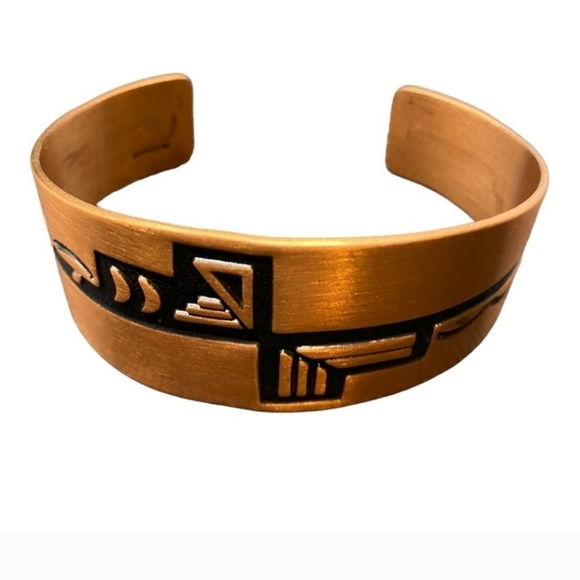 Wide Copper Cuff Southwestern Bracelet / Niello & Stamped Scalloped Design, Mark - Picture 3 of 9